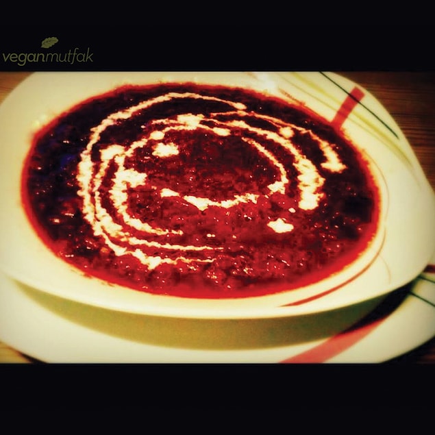4. Pancar Çorbası
