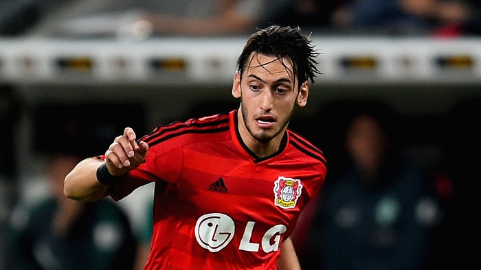 Hakan Çalhanoğlu'ndan Barça Cevabı