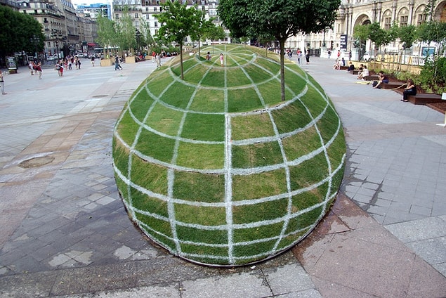 25. Paris'teki bu park sanki 3D bir dünya gibi duruyor.