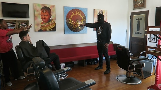 Müşterinin Ödünü Patlatan Kuaförde Cinayet Şakası