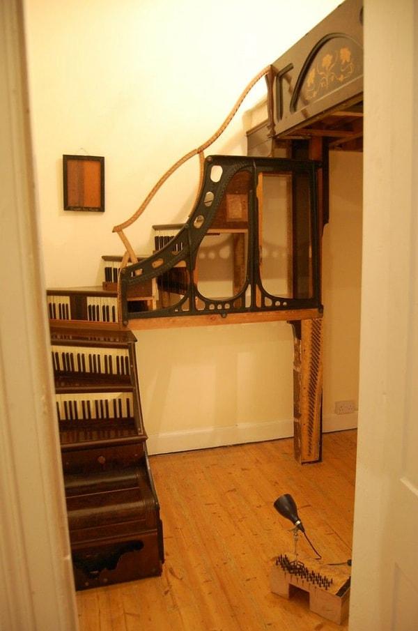 8. Öncesi: Piyano / Sonrası: Merdiven Aksesuarı
