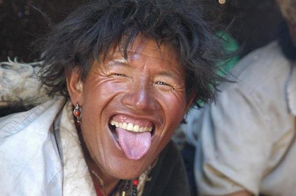 1. Tibet'te dil çıkarılır.