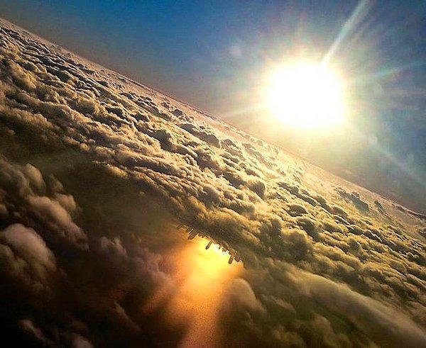 13. Michigan gölü ve üzerine vuran şehir manzarası