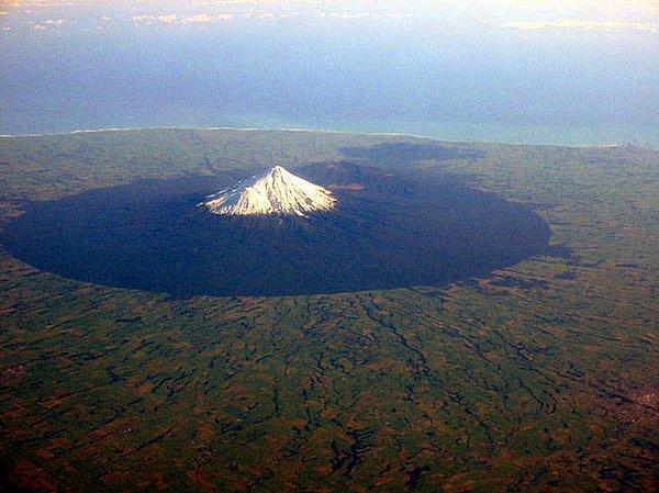 22. Taranaki Dağı, Yeni Zelanda