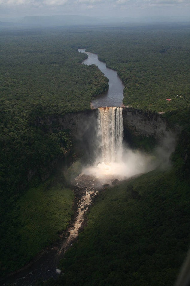 23. Kaieteur Şelalesi, Guyana