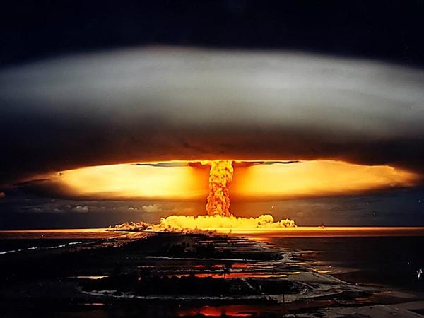 4. Nükleer bomba patlatmak tehlikeli ve yasaktır!