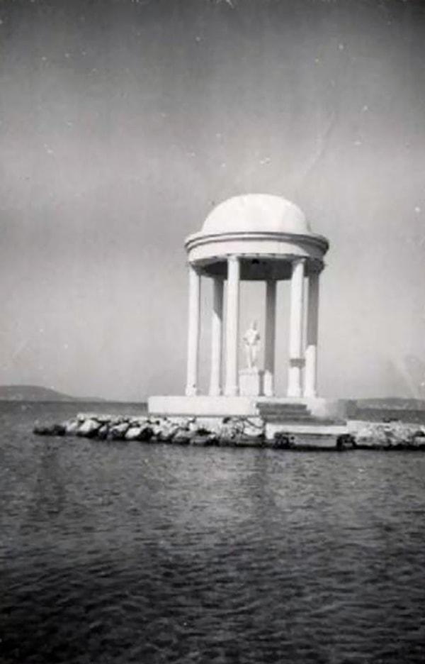 1930'larda Bakireler Tapınağı