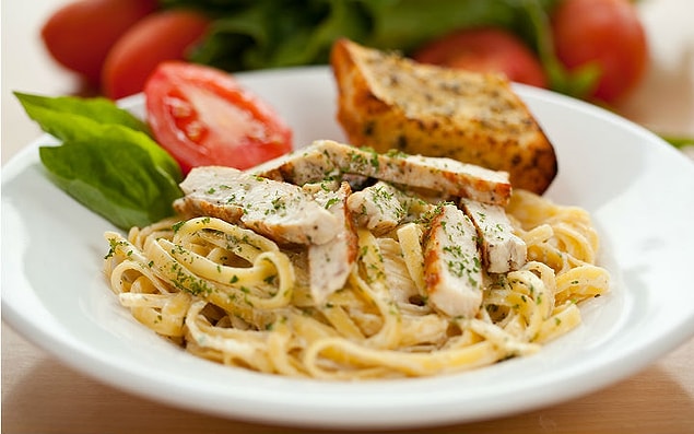 İtalya denince akla: Fettucini Alfredo