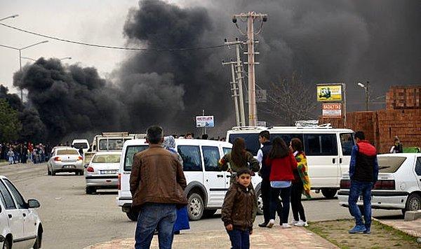 CHA: Batman Nevruz'unda Olaylar Çıktı, Polis Arabası Ateşe Verildi