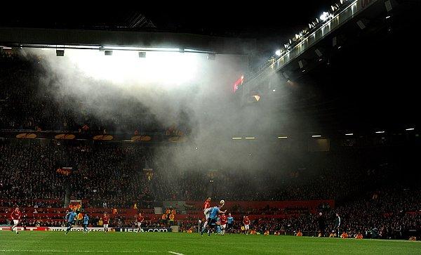 BİLGİ | Avrupa Ligi'ndeki seyirci rekoru, 2012'de 67.328 kişinin izlediği Manchester United-Ajax maçında kırılmıştı