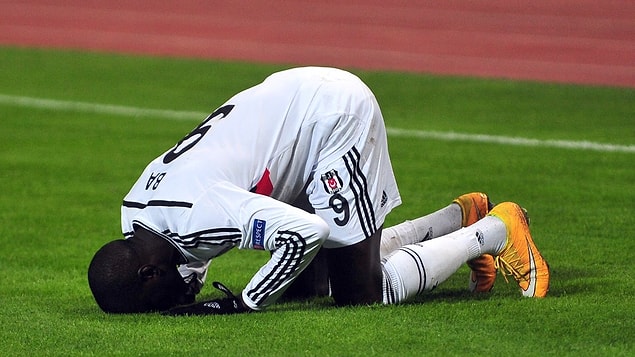BİLGİ | Beşiktaş'ın bu sezon Avrupa kupalarında iç sahada attığı sekiz golün altısında Demba Ba imzası var