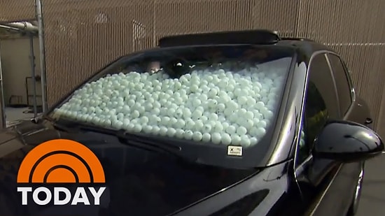 Ellen DeGeneres'in Aracına 20.000 Pinpon Topu Koyarak Yapılan Şaka