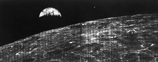 2. Dünya'nın Ay'dan çekilen ilk fotoğrafı