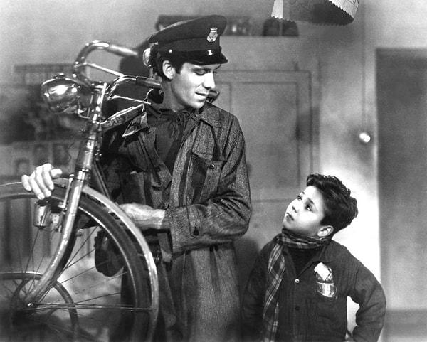 4. Ladri di biciclette (1948)