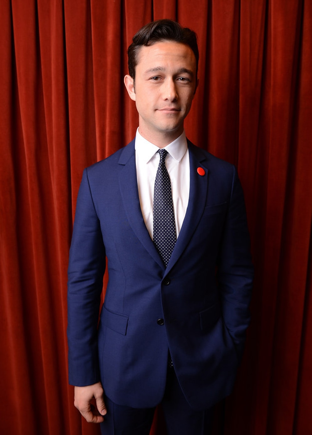 Takım Elbise Giyen Her Erkeğin Dikkat Etmesi Gereken 25 Önemli İpucu