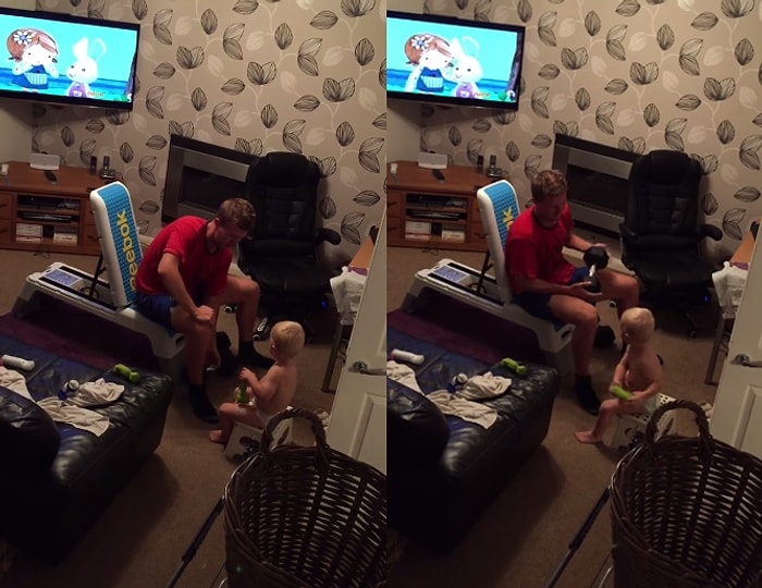 Babası ile Birlikte Dumbell Çalışan Küçük Çocuk