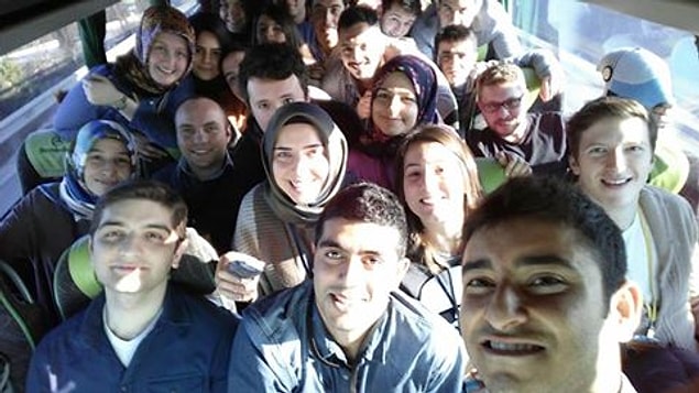 Proje seçildiniz mesajından sonra Göztepe Kampüsü'ndeki buluşma yerine o saatte nasıl giderim sorunsalı baş gösterir.