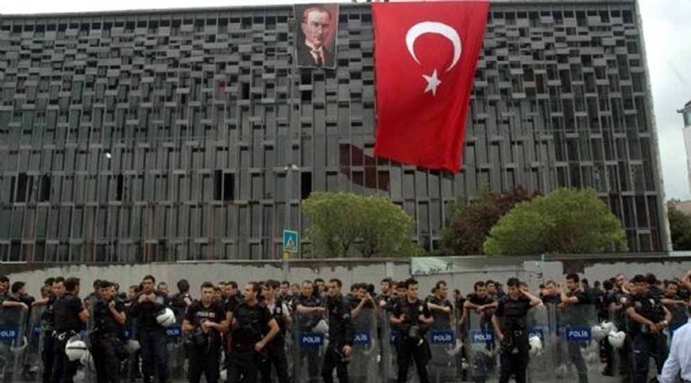 AKM’deki ‘İşgal’ Belgeli