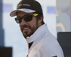 Alonso Malezya'ya Gidiyor