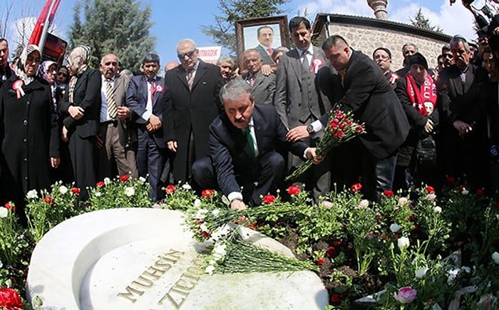 Muhsin Yazıcıoğlu Mezarı Başında Anıldı