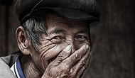 Gülümsemelerini Gizlemeye Çalışan Vietnamlılar