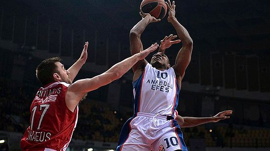 Anadolu Efes Son Çeyrekte Yıkıldı