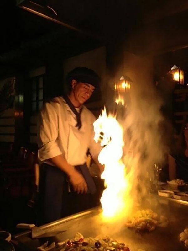 2. Иногда дракон выходит из огня.