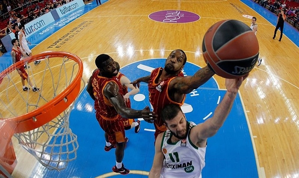 Aslan Salladı Ama Yıkamadı