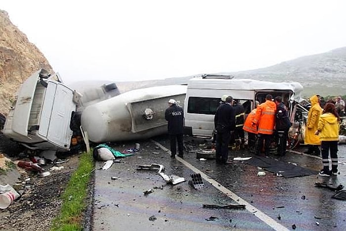 Şanlıurfa'da 13 Can Alan Facianın Nedeni Ters Şerit Israrı...