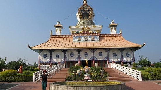 İTÜ'de Budist Tapınağı İçin 18 Bin İmza Toplandı