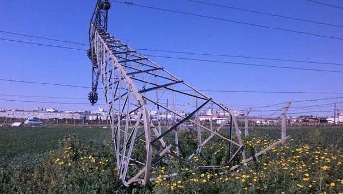 Ülke Genelindeki Elektrik Kesintisine Sosyal Medya'dan Gelen Komik Tepkiler