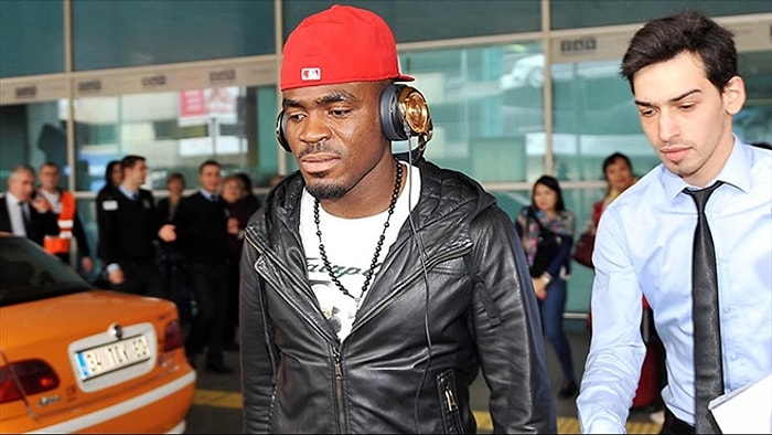 Emenike'nin Menajeri: "Hiçbir Kulüple Anlaşmadık"