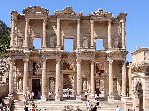 13. Efes Antik Kenti
