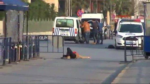 7. İstanbul Emniyeti'ne Silahlı Saldırı: 'Kadın Saldırgan Öldürüldü'