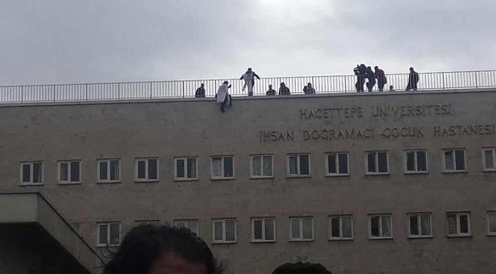 Hacettepe Çocuk Acil'in Çatısında Sağlık Hakkı Eylemi