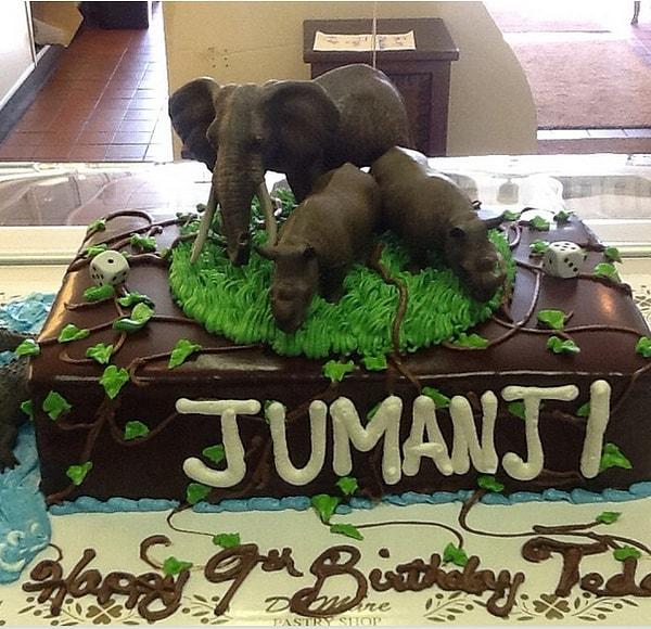 7. Size de bu Jumanji pastasını yerseniz kıyamet kopacakmış gibi gelmiyor mu?