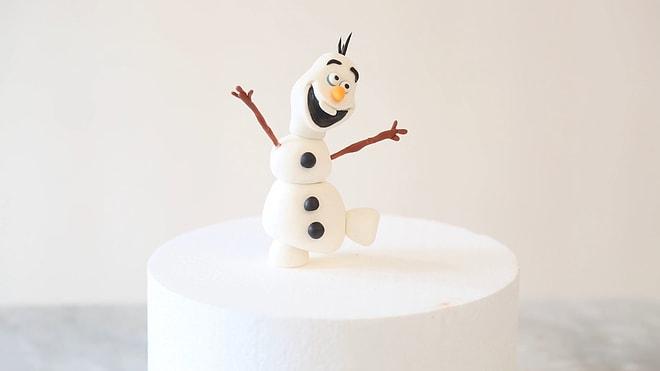 Tatlı Bir Dakika - Şeker hamuru ile Frozen filminden Olaf karakterini modelliyoruz