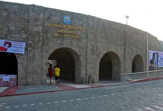 16. Amfi Tiyatro