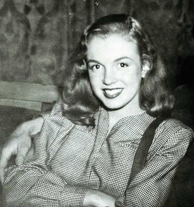 5. İsmini Marilyn Monroe Olarak 20 Yaşındayken Değiştirdi.