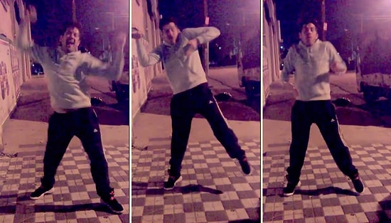 Araba Alarmında Dans Eden Rahatsız Adam