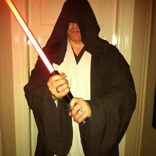 Jedi'ı çok sevdiği her halinden belli zaten.