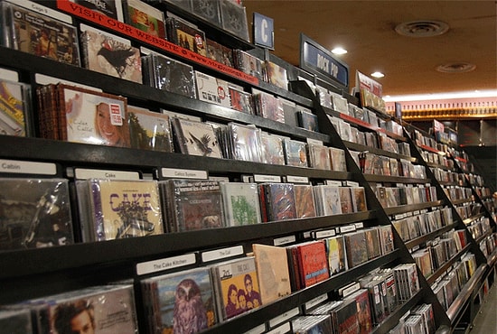 Amerika'da Tüm Zamanların En Çok Satan Dünyaca Ünlü 21 Müzik Albümü