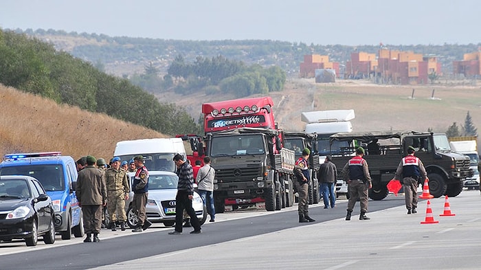 MİT TIR'ları Soruşturmasında 17 Asker Tutuklandı