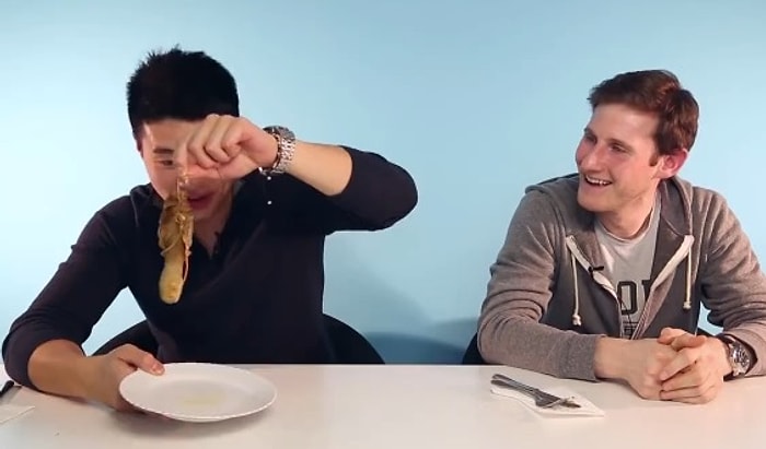 Yabancılar Enteresan Türk Yemeklerini Denerse: Şırdan