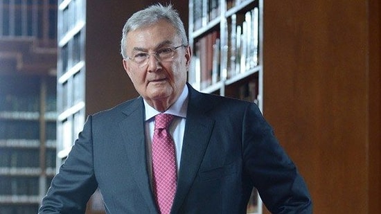 Deniz Baykal: 'İktidar Değişimine İhtiyaç Var'