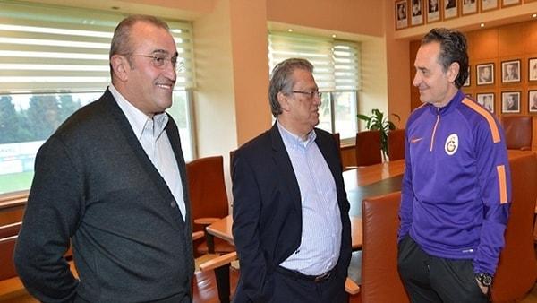 Eski Başbakan ve ANAP Genel Başkanı Mesut Yılmaz - Galatasaray