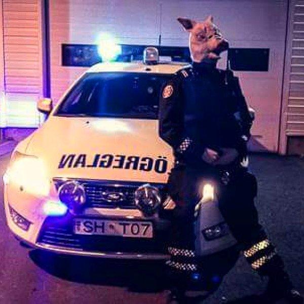5. 'Cadılar Bayramı' da ayrı bir olay, Reykjavik Polis Departmanı için...