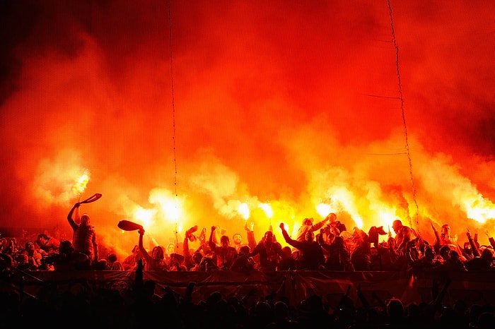 Dünya Futbolunun En Ateşli 20 Taraftar Grubu