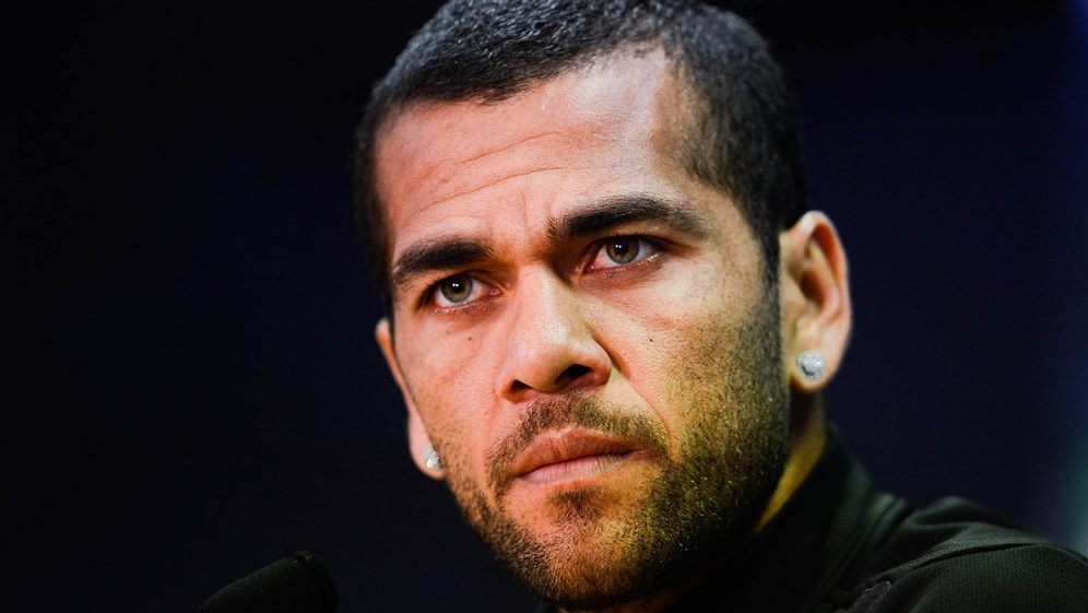 Dani Alves: "Kararımı Sezon Sonunda Vereceğim"