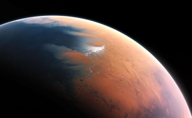 Mars'ta Sıvı Halde Su Bulunduğuna Dair İzler Keşfedildi